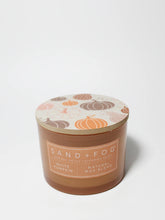 White Pumpkin 12 oz scented candle